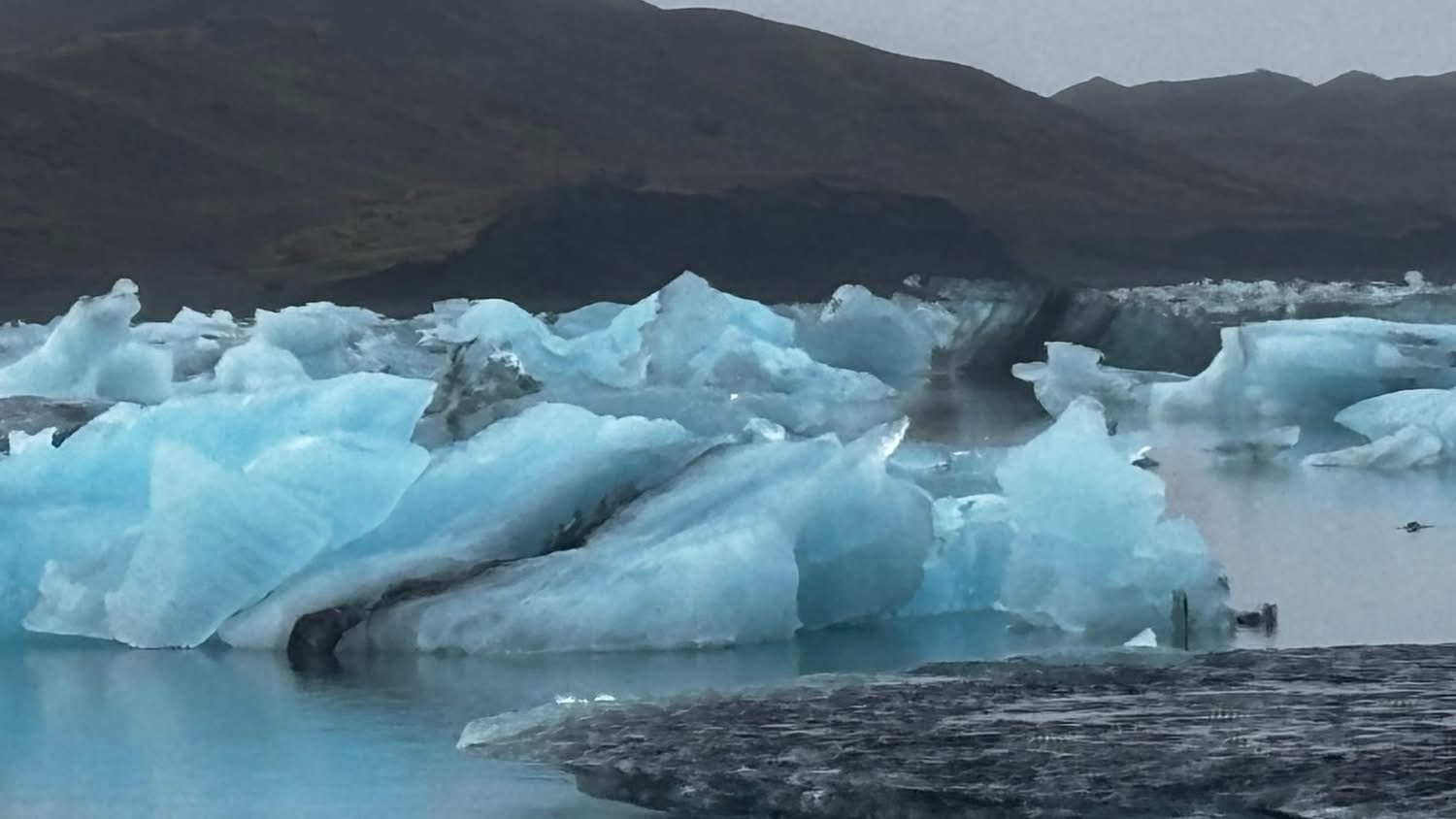 Icebergs at Jökulsárlón, Iceland