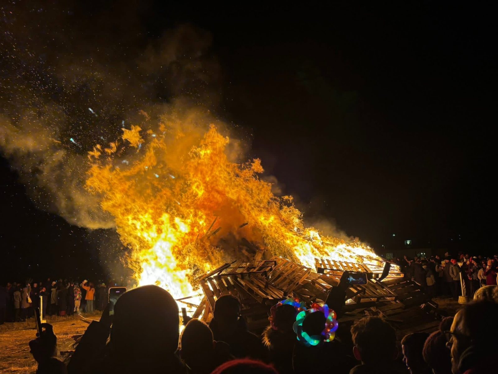 The New Year's Eve bonfire at Ægisíða, Reykjavik